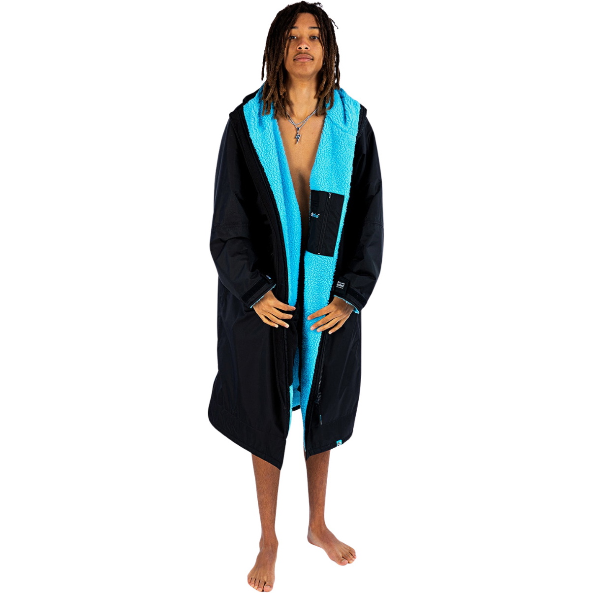 2026 Dryrobe Advance Long Sleeve Changing Robe DALSV3 - Black / Blue